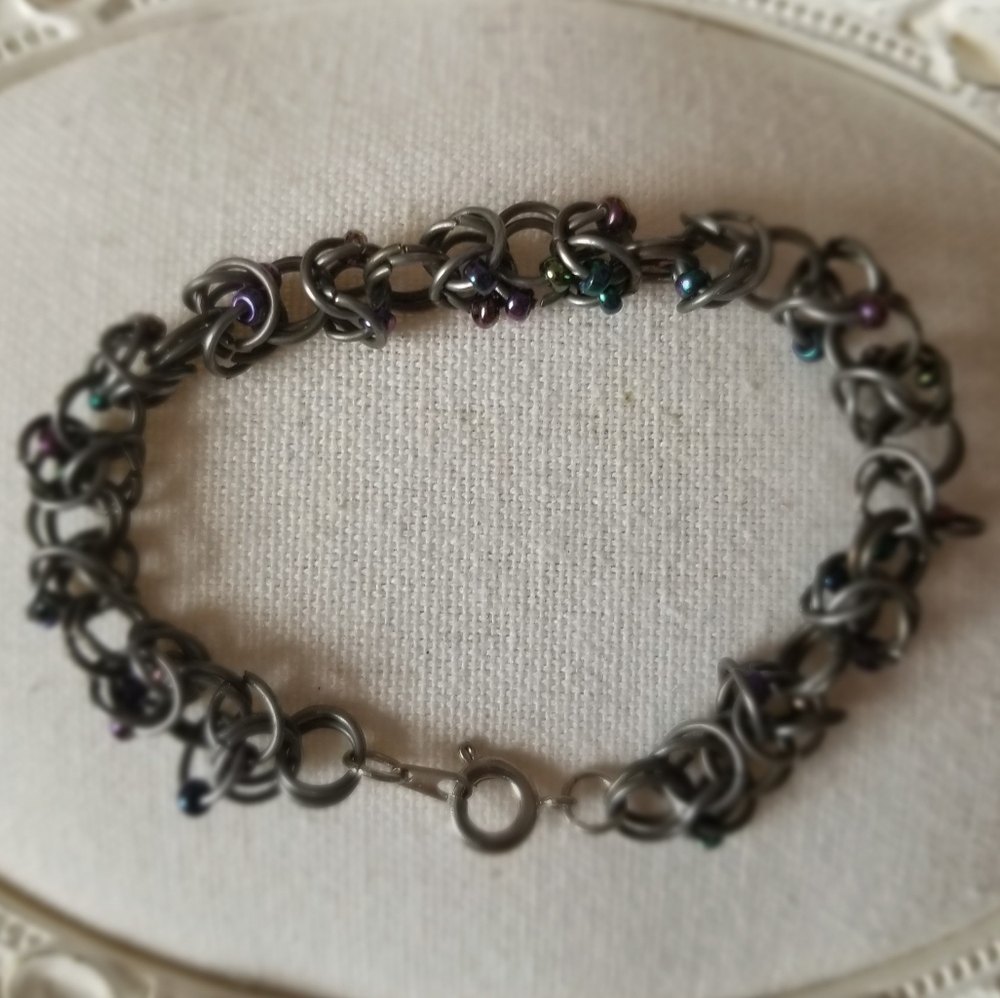 💲5️⃣ in 🛍️of2+  Chainmail Bracelet with Beads